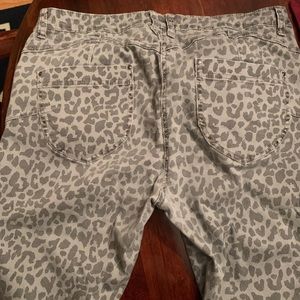 Animal print jeans